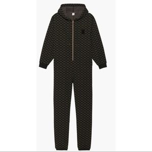 Forever Savage Hooded Onesie 🖤 Size M